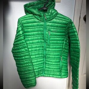 Patagonia ultralight down hoody